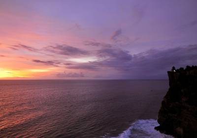 バリ島 ウルワツ寺院でケチャックダンス4